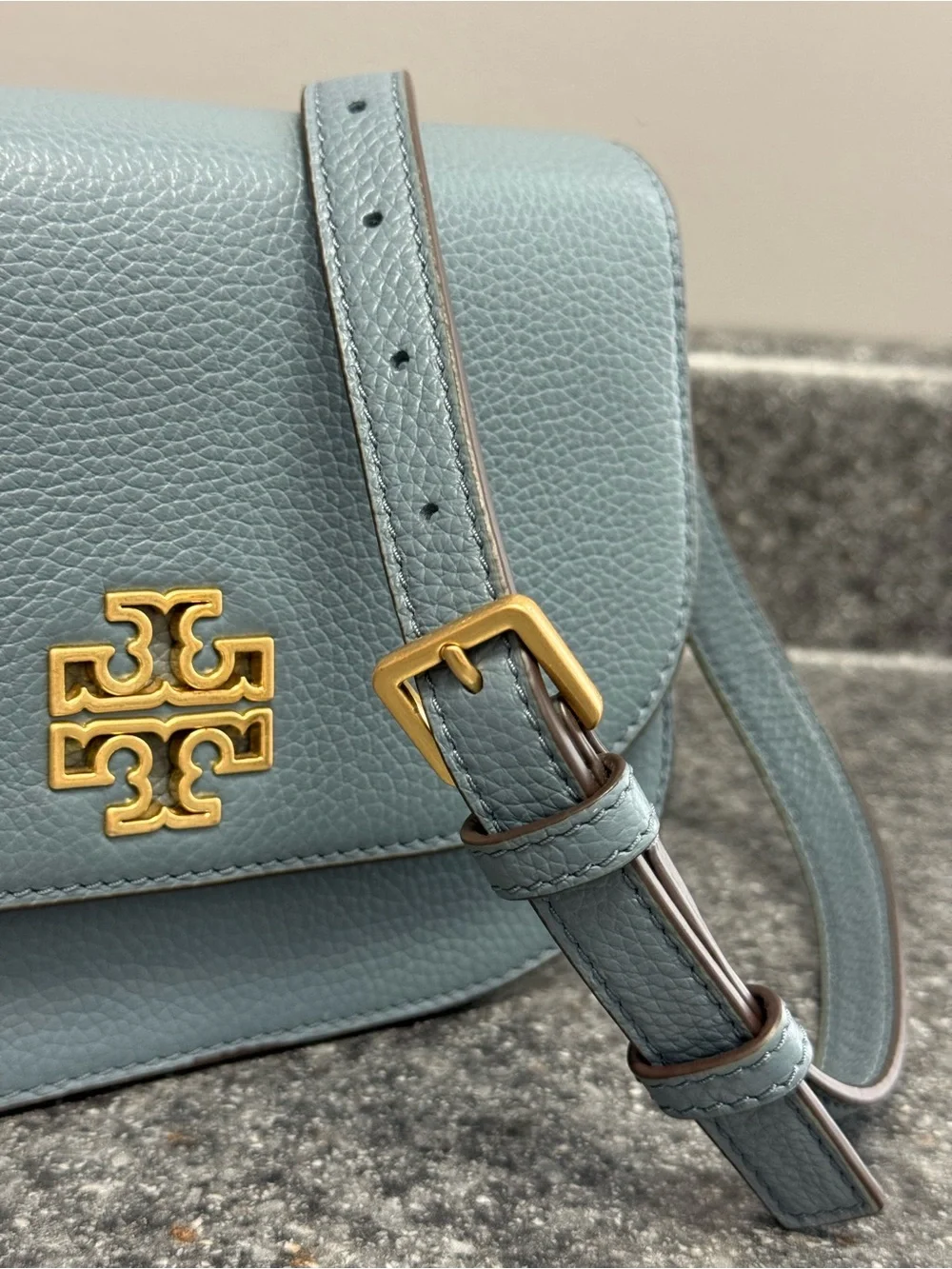NWOT Tory Burch Britten Logo Saddle Bag Slate Blue/Brunnera Pebble Leather $458